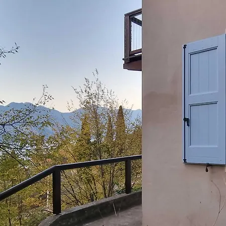 Pierina Art Apartment *